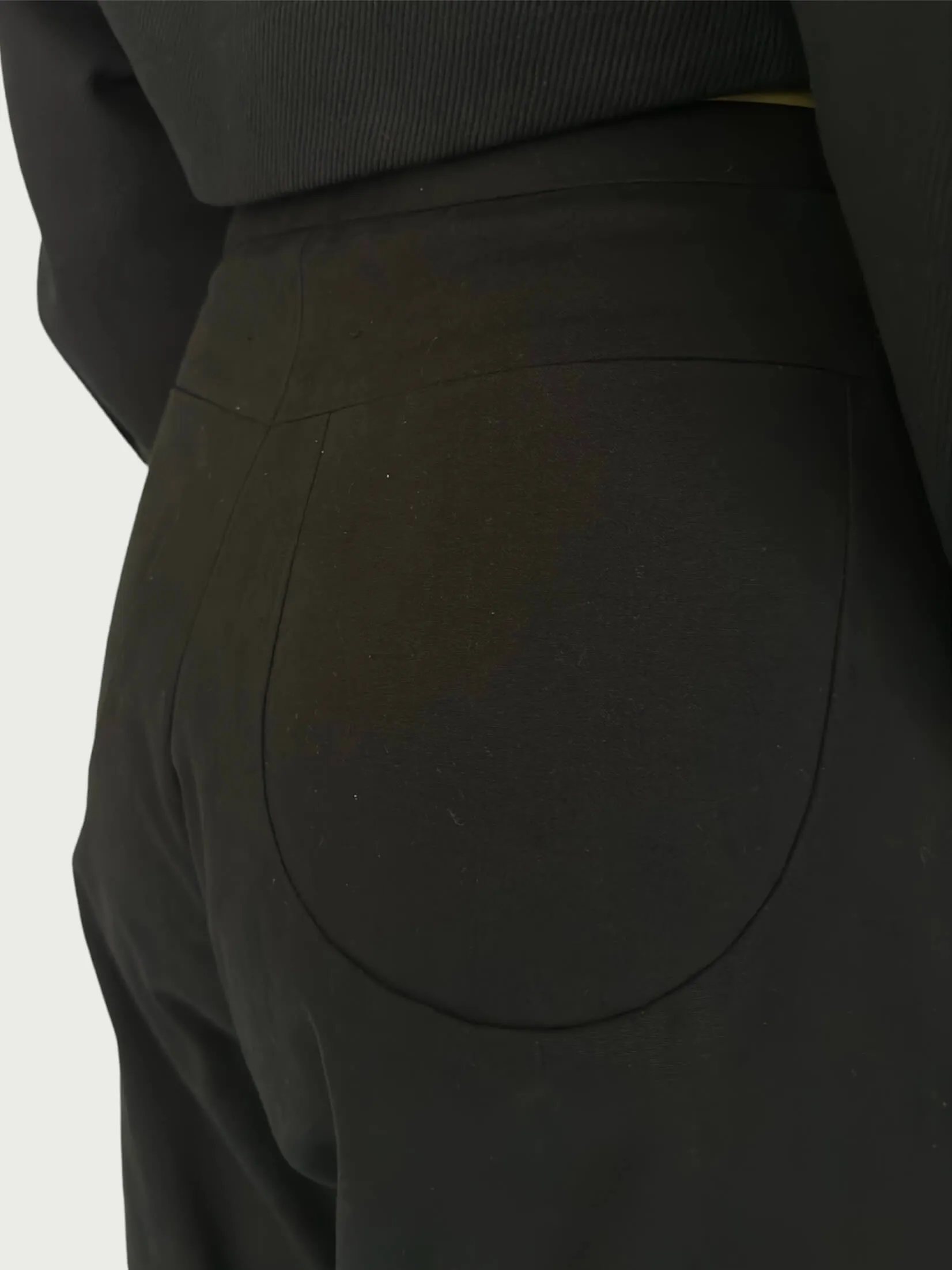 Cotton Wide-Leg Trouser in Black