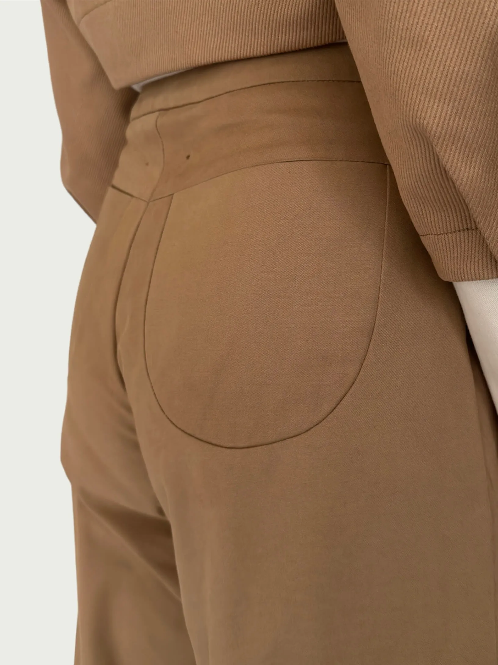 Cotton Wide-Leg Trouser in Camel